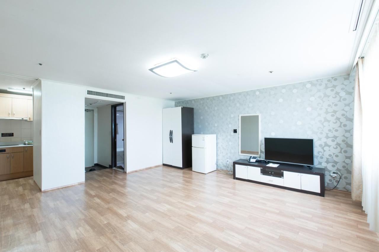 Glory Condo Dogo Asan Exteriér fotografie